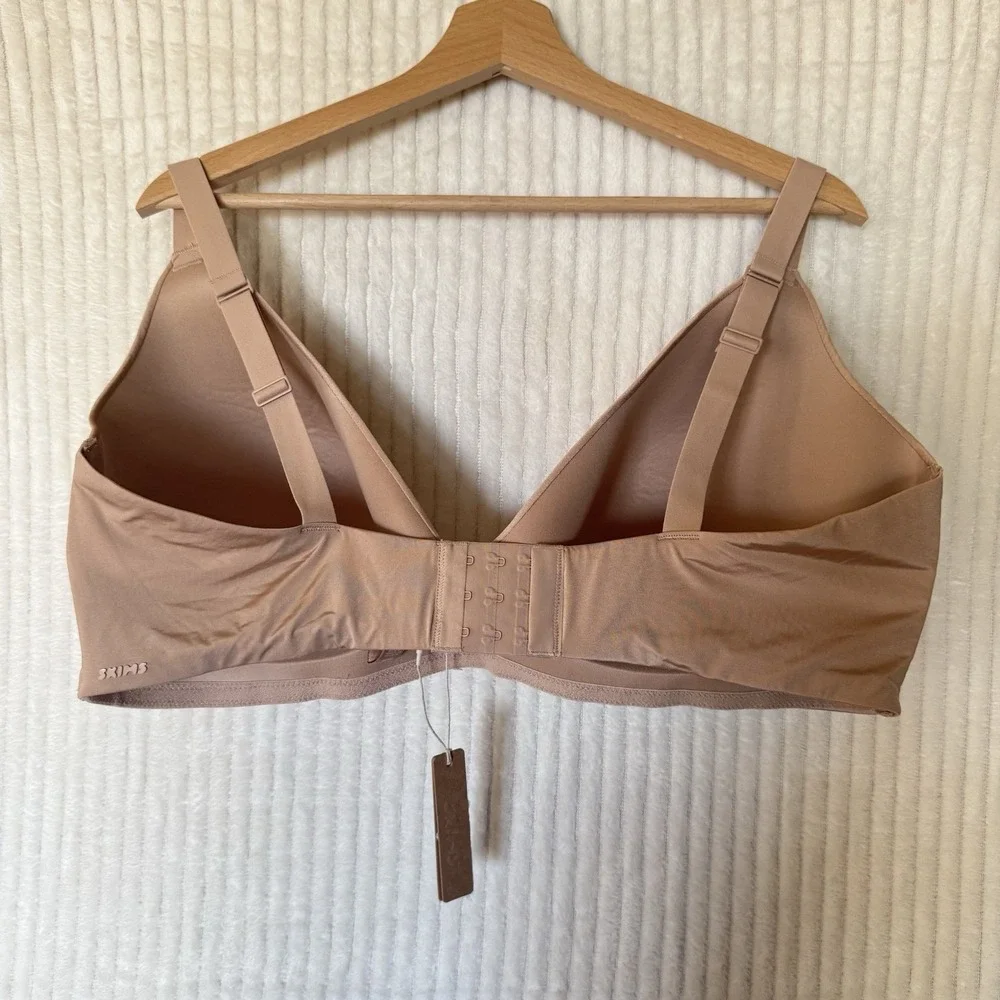 NWT Skims Body Lightly Lined Bra Size 44DDD Clay Beige - Picture 3 of 10